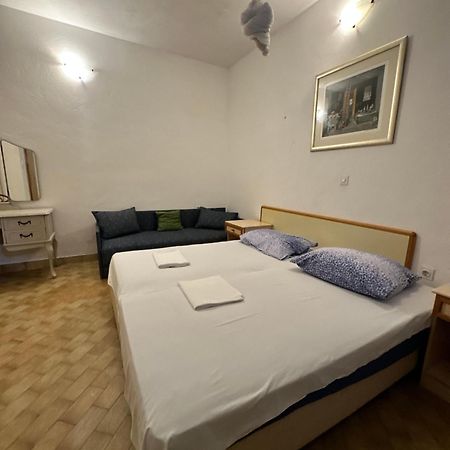 Apartamento Kornelija 2 Podgora Exterior foto