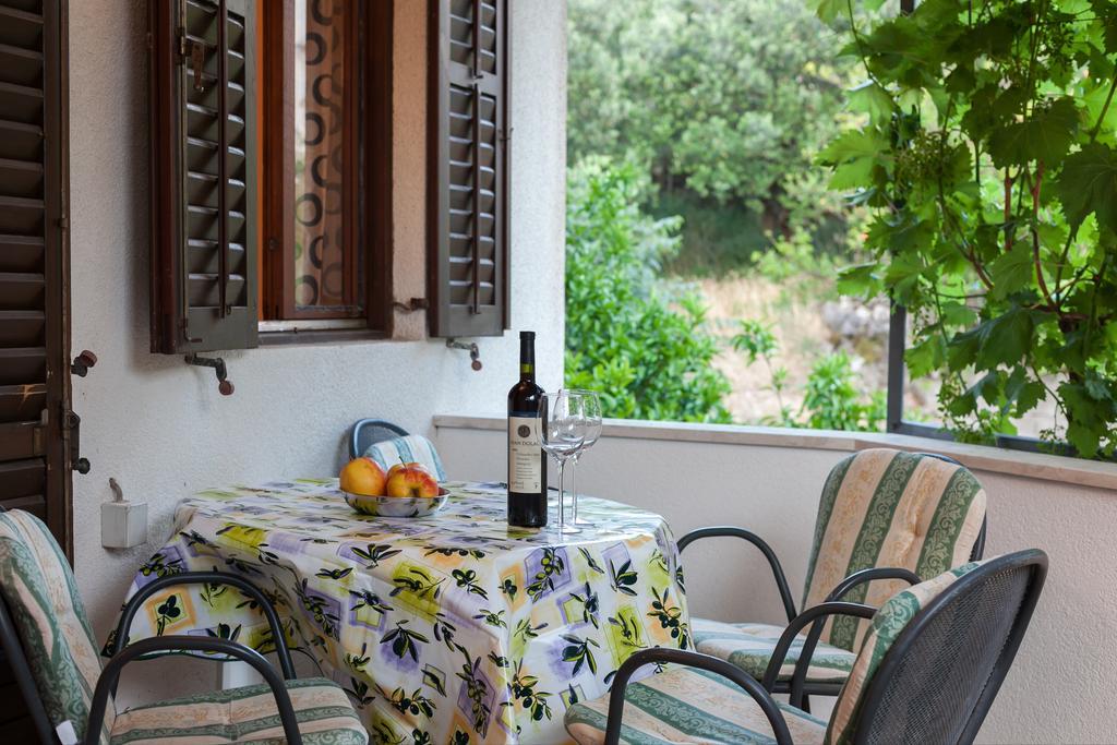 Apartamento Kornelija 2 Podgora Habitación foto