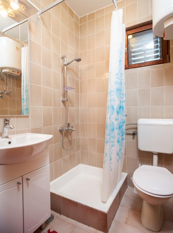 Apartamento Kornelija 2 Podgora Habitación foto