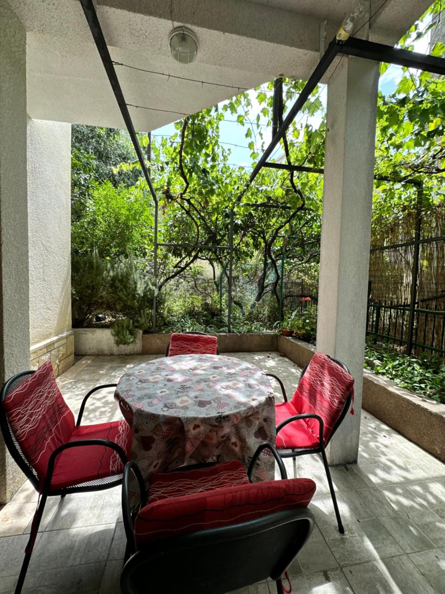 Apartamento Kornelija 2 Podgora Exterior foto