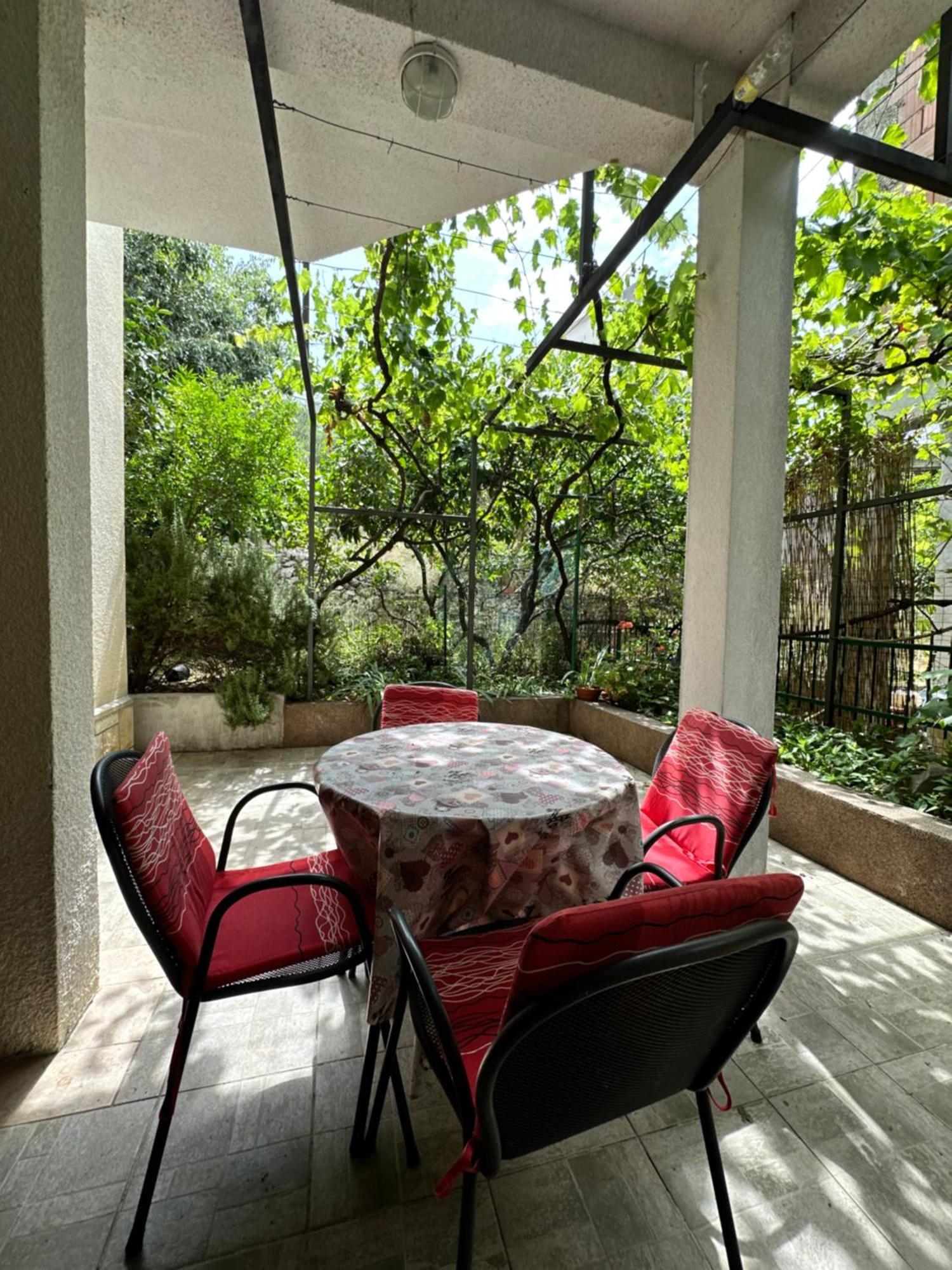 Apartamento Kornelija 2 Podgora Exterior foto